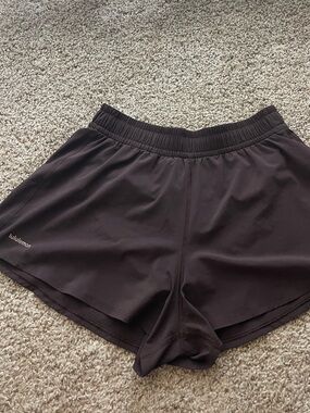 lululemon pace crush high rise shorts 2.5